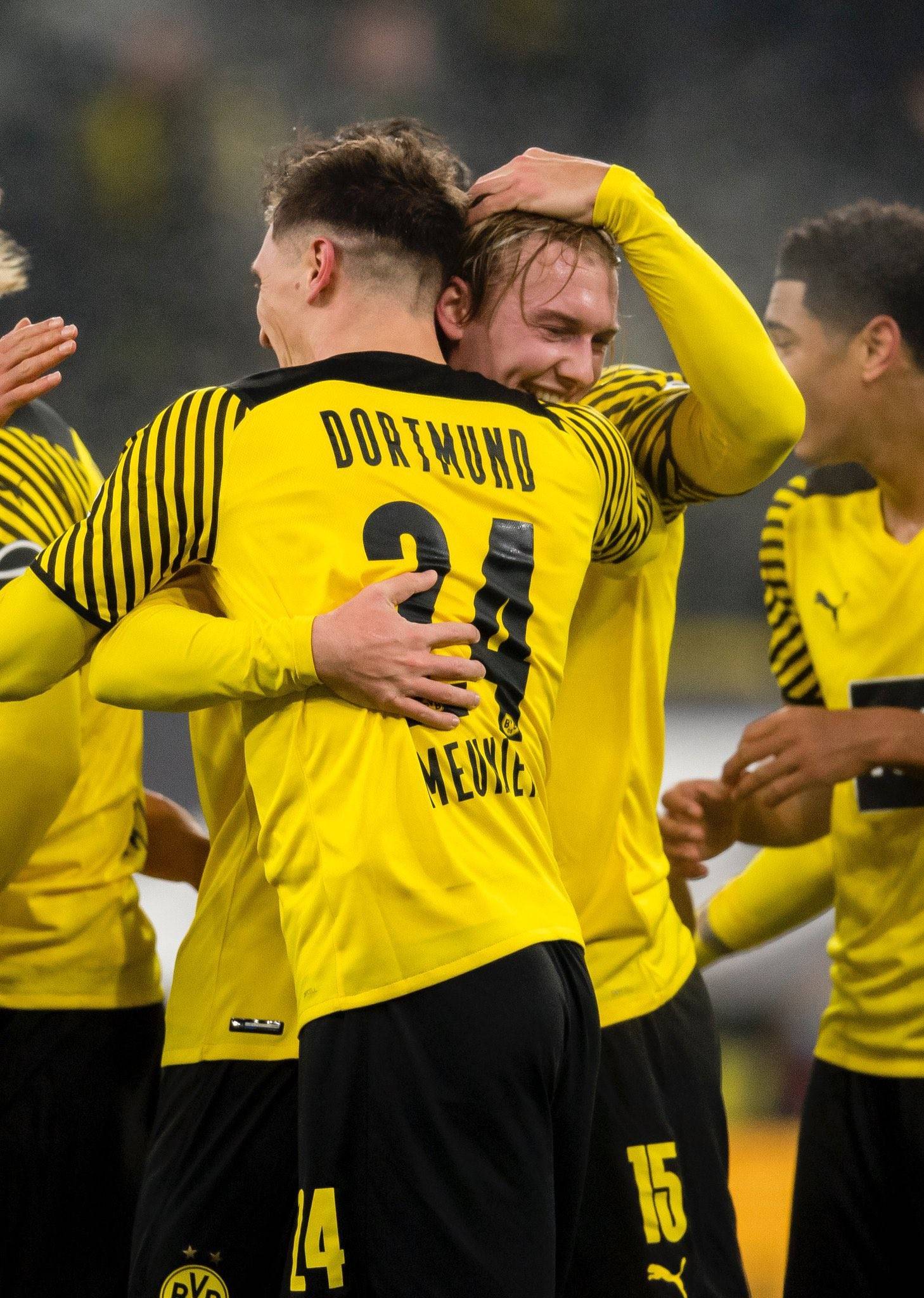 赛后德国杯焦点战,夏洛特黄蜂豪取连胜,话题不断,医务组通报恢复 赛后德国杯焦点战,夏洛特黄蜂豪取连胜,话题不断,医务组通报恢复