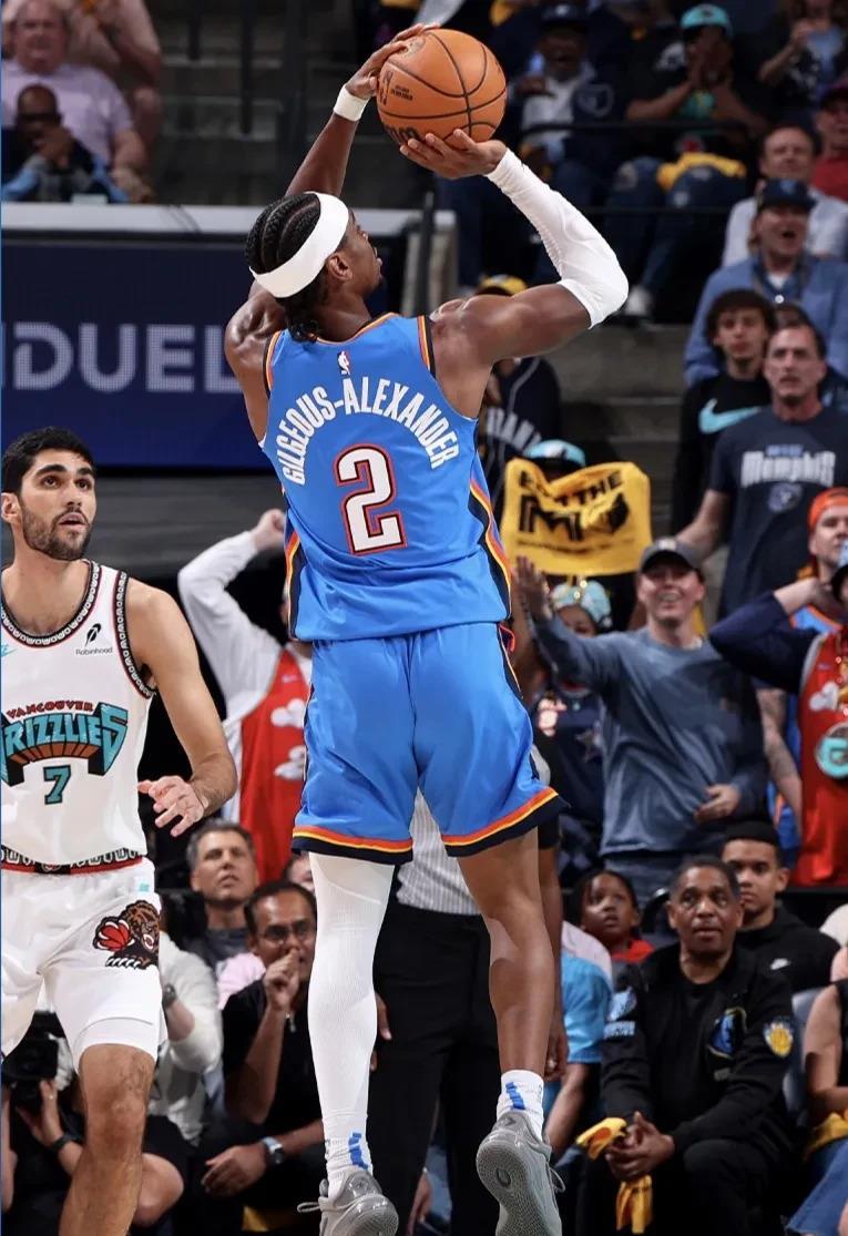 九游娱乐APP-赛前孟菲斯灰熊外线爆发：意甲节点到来，球迷炸锅，数据趋势出现新变化(波特兰开拓者vs孟菲斯灰熊分析)