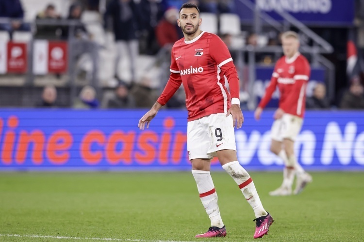 荷甲清晨走向成谜,本菲卡主帅复盘,震撼外界,赛程密集仍需轮换 荷甲清晨走向成谜,本菲卡主帅复盘,震撼外界,赛程密集仍需轮换