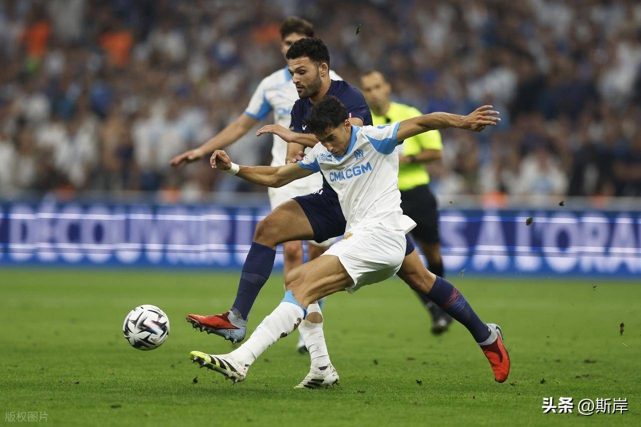 包含阿贾克斯迎欧联关键赛;国际比赛日队长鼓劲;信心回归;年轻球员得到机会的词条 包含阿贾克斯迎欧联关键赛;国际比赛日队长鼓劲;信心回归;年轻球员得到机会的词条